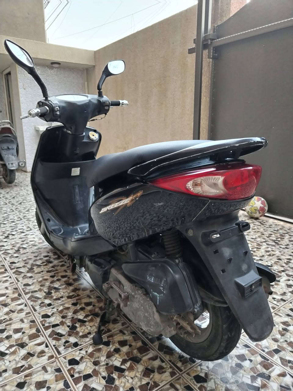 السلام عليكم
دراجه بريز للبيع مكينه خرسه بلاديه فول نعومه ممفتوح ولا برغي الكفرات بلاديه طسته ناعمه فول 
الدراجه مناقصه اي شي 
الدراجه ترايه يخبل 
السعر 875 وبيه مجال بسيط 
التواصل ع خاص 
او ع الرقم ***********
