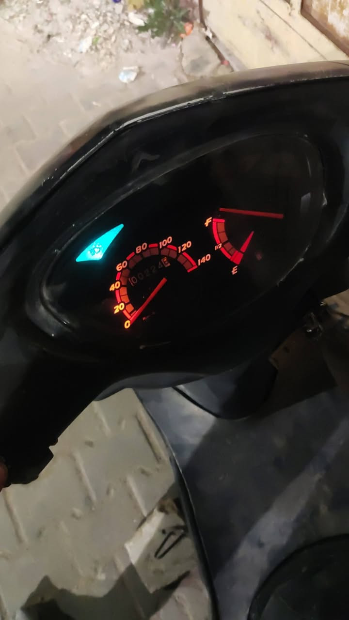 دراجه ماكس 140 دراجه يرادلها شويه ترتيب 
مكاني بغداد سعر 250 وبيها مجال


**إذا كنت صاحب هذا الإعلان وتريد حذفه لأي سبب، رجاءا أرسل رسالة إلى الدعم الفني**