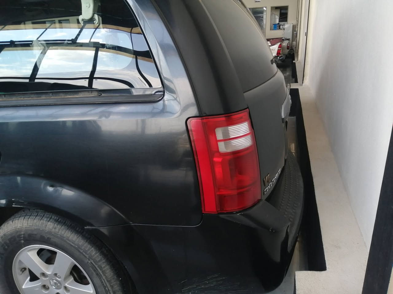 دووج كرفان٢٠١٠  sxt .
سياره بأسمي شرط التحويل؛

 ، ابواب صندوق كهرباء  ، كشنات سياحي بلع 

تبديل بوند(حسب السونار) 

وصبغ باب خلف السائق تحت التريشة

3 قطع تبريد  

، رقم نينوى E، كابون بانزين، 

سيارة مال بيت 

السعر105وبيها مجال للشاري 

العنوان الموصل الأيسر

***********

***********
