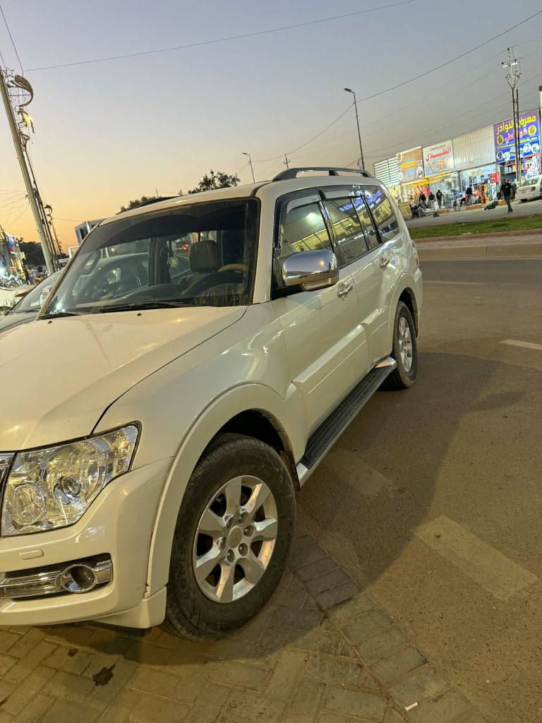 السلام عليكم باجيرو ٢٠١٥ للبيع السياره جديده وحلوه ماشيه ١٢٢ بيه صبغ جاملغ وربع البنيد بدون داخل ابد نهائي رقم بغداد باسمي تحويل ثاني يوم بيه منظومه مال غاز السعر ١٥٨ وبيه مجال حك الجيه للاستفسار اكثر *********** مكاني بابل حلة, بابل
