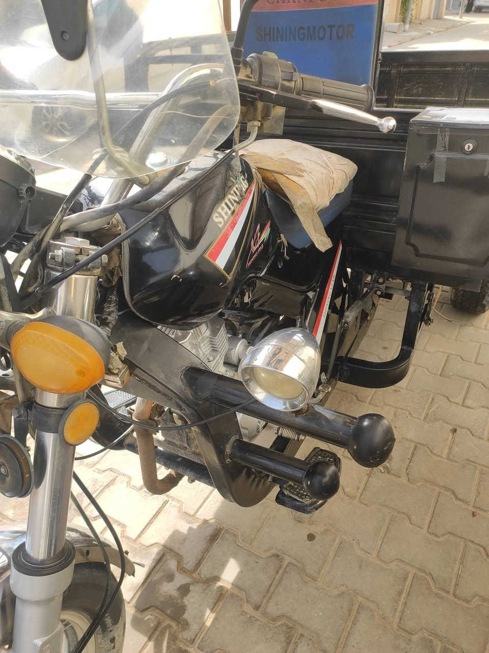 السلام عليكم .... للبيع ***********
