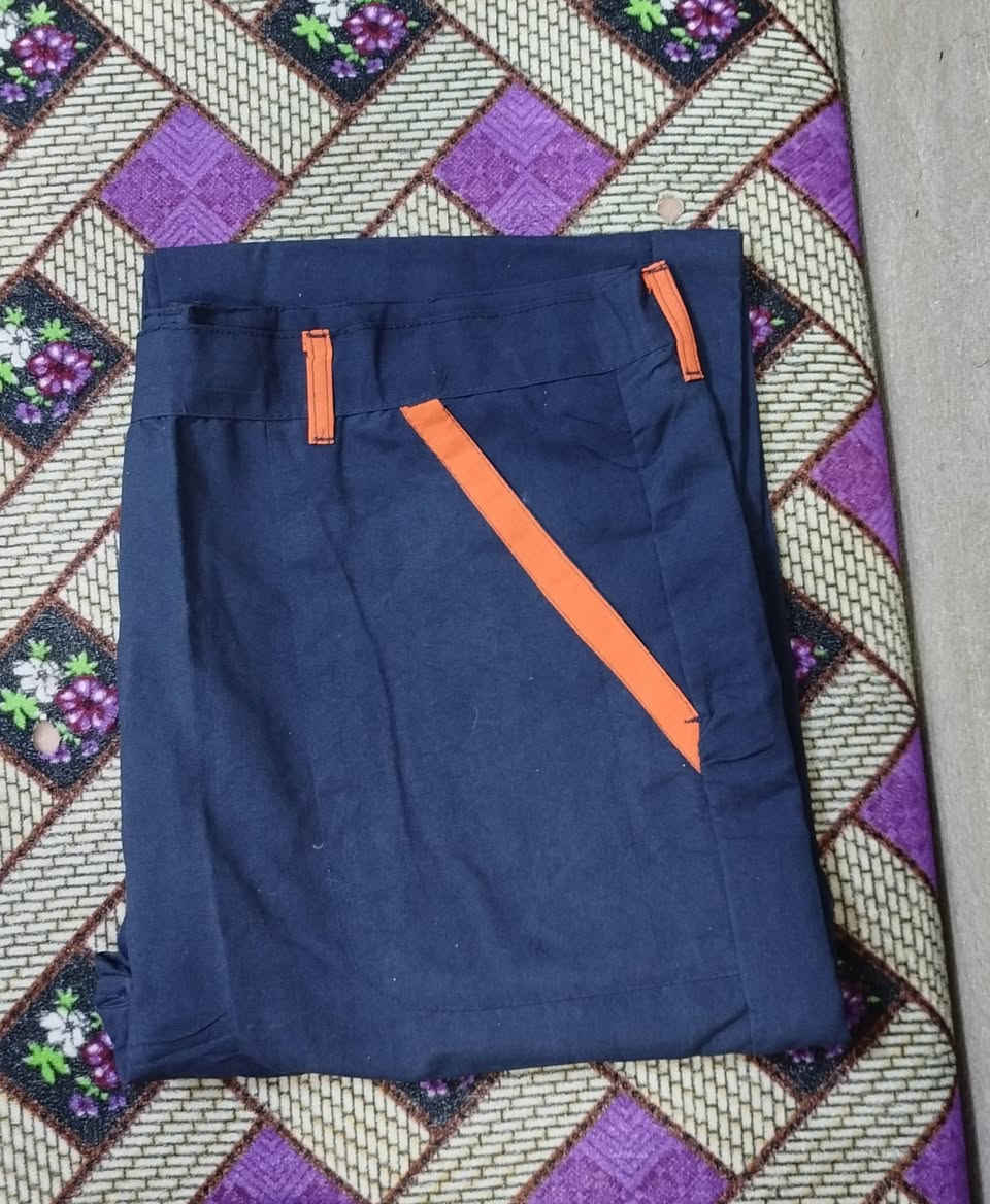 بدلة.قطعتين حجم 5XL جديدة...
مكاني بروانة السعر 20 ...
***********...
