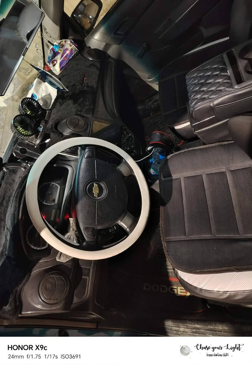 .السلام علیکم. افيو2009 تکسي
سنوية بأسمي.  بيها کاربون.  غرامة هيئة صفر. 
السعر 63ورقة بيها مجال قلیل 
المکان موصل حي انتصار
 
رقم مبايل +واتساب ***********
