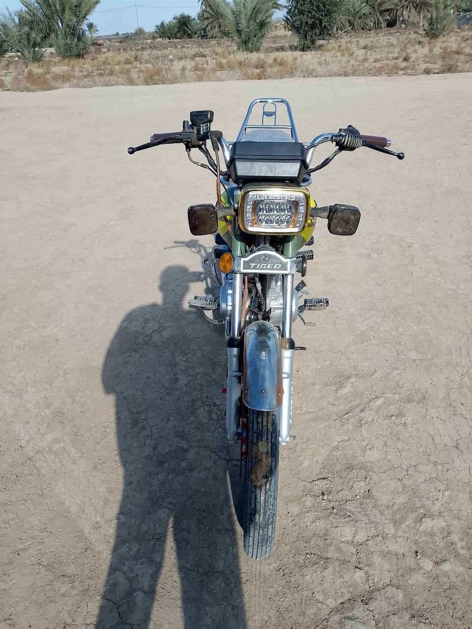 السلام عليكم دراجه للبيع 24 اوراق اصولي مكاني القاسم سوق دوهان السعر 650 وبيها مجال هذا رقمي***********
