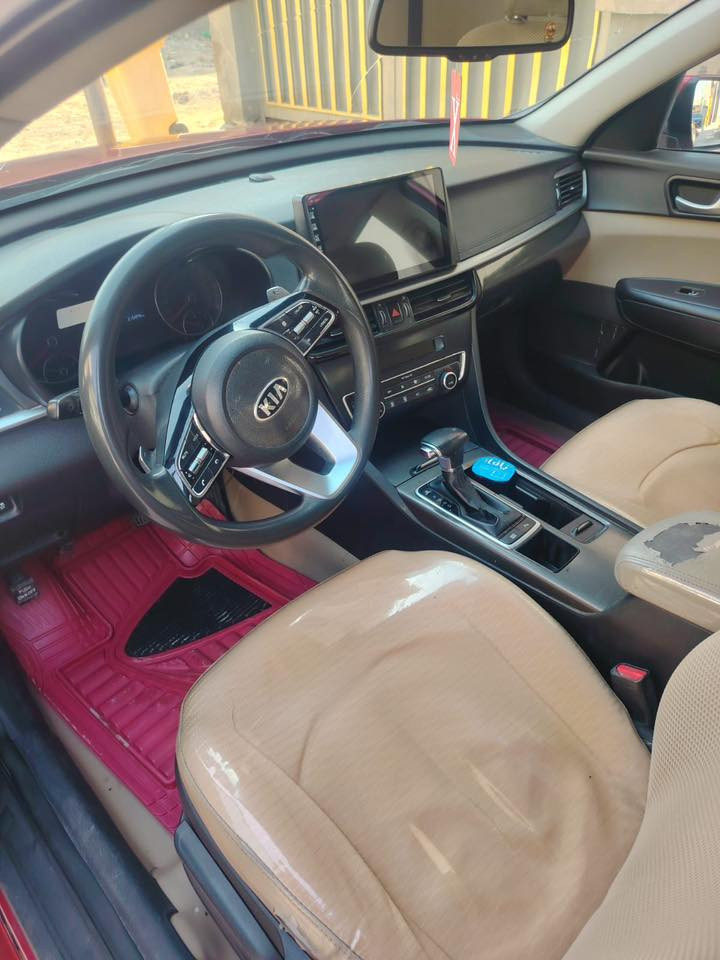 السلام عليكم ابتما خليجية موديل 20 فول مواصفات مكينة 2000 دوش سيارة جاهزة للاخير بيع فقط بيها معروضة ب142 وسونارهة موجود بالصور اني مكلف بالنشر للاستفسار الاتصال ع ‭0770 785 8786‬ابو زينب
