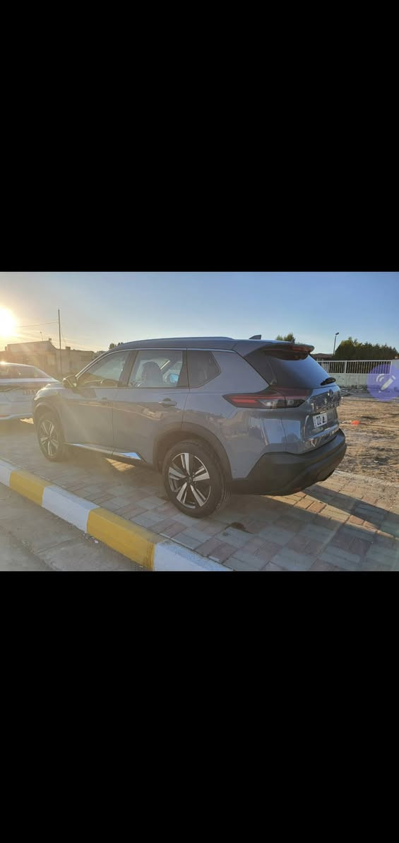 سلام عليكم
روج نيسان 2023 للبيع فقط فول مواصفات بدون ايرباك السعر 18 الف دولار مكاني الرمادي ماشية 30 الف 
***********
