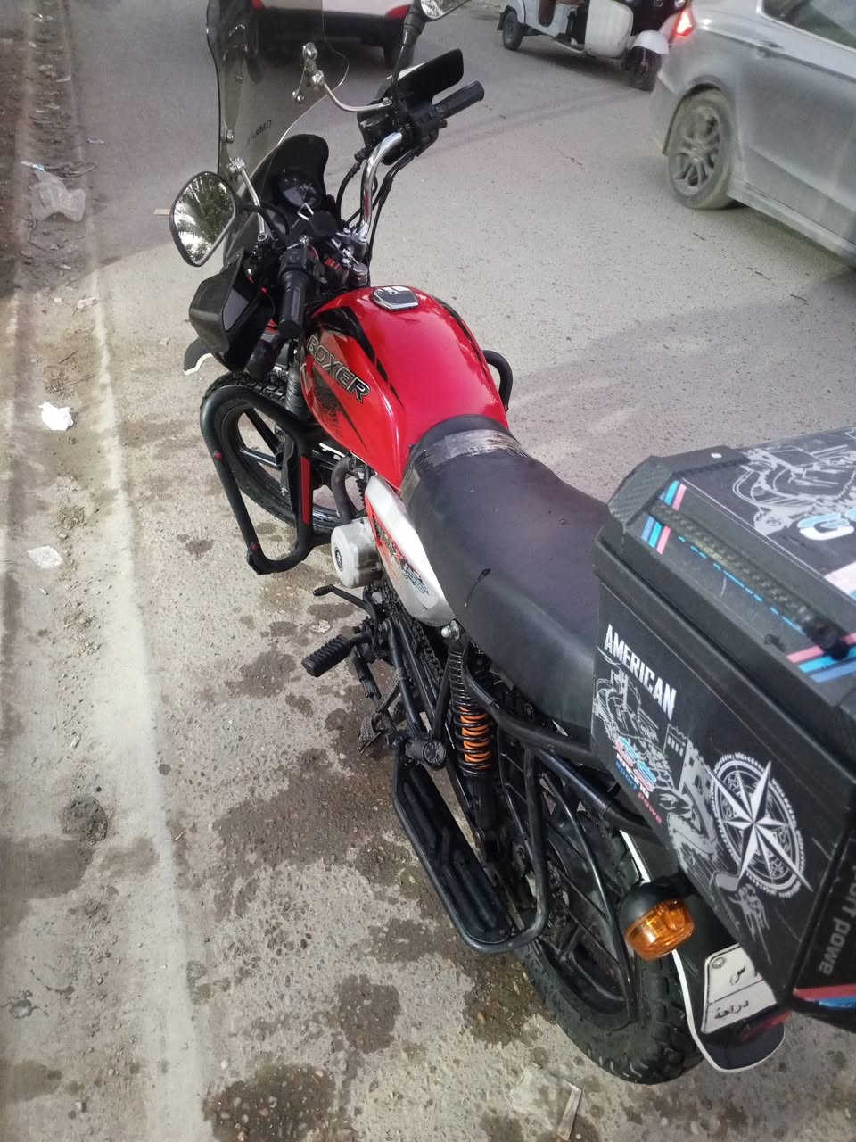 سلام عليكم عندي دراجه بوكسر23 للبيع مرقمه السنويه بسمي السعر 2400 تجي وتسمع صوتهة خير من الله ***********

