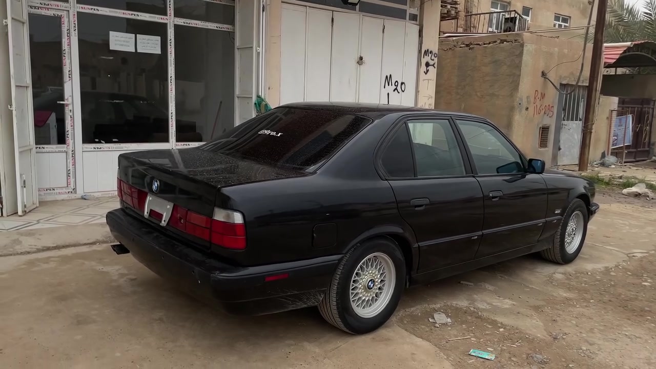 سلام عليكم  صلو ع نبي 
البيع 

بي ام 525 1992✅
رقم اربيل شرط التحويل ✅
تبريد ثلج ✅
تخم تاير جديد✅
داخلها اسود جلد جديد ✅
صاج ملكي ✅
السياره جديده ع ايدي ✅
محرك كير ✅


**إذا كنت صاحب هذا الإعلان وتريد حذفه لأي سبب، رجاءا أرسل رسالة إلى الدعم الفني**