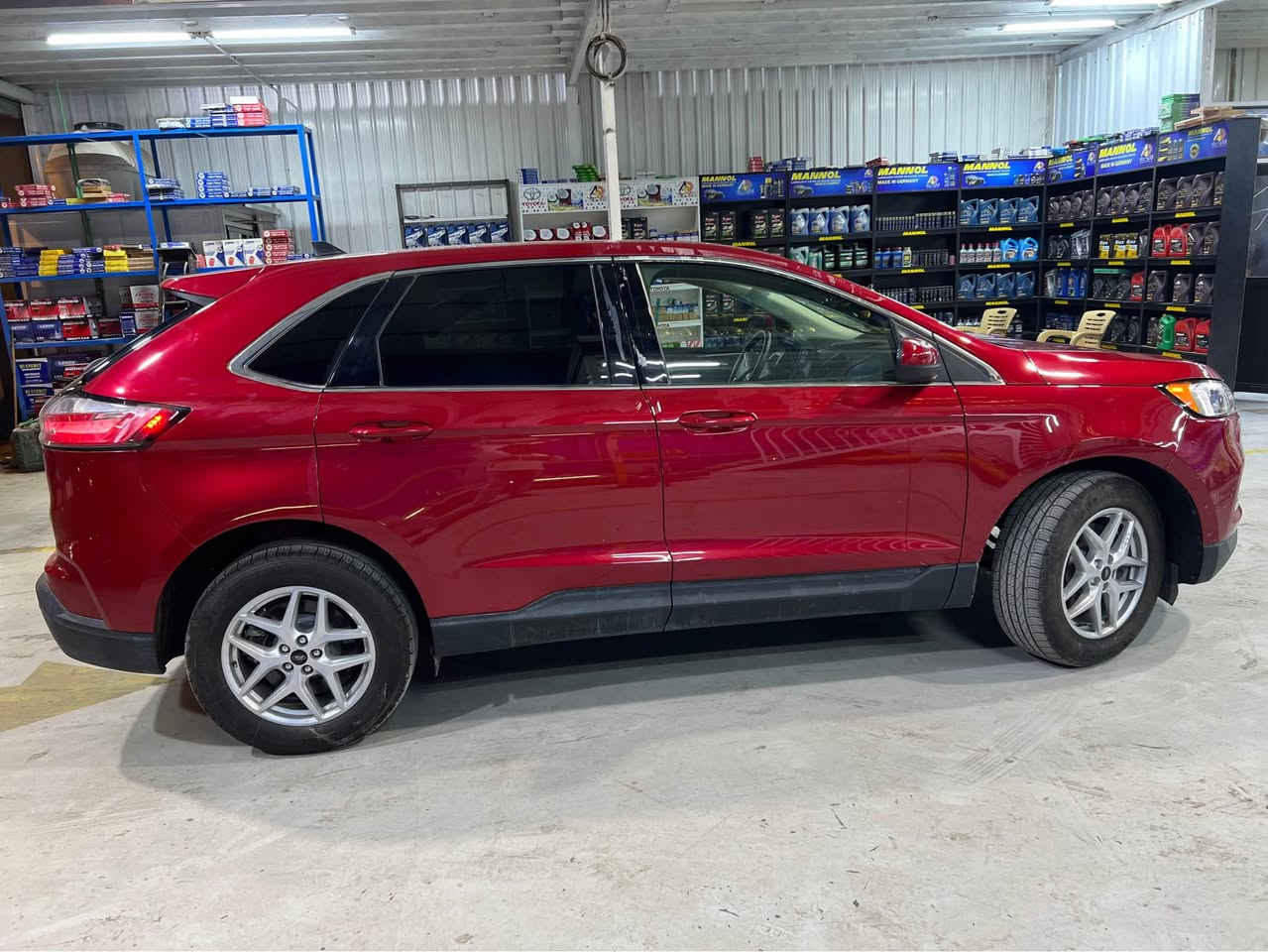 السلام عليكم للبيع فورد ايدج موديل 2024 السياره دخول جديد منفيس باسمي تترقم جميع المحافظات السياره بدون حادث تقرير غرق شيء بسيط  مصلح او كامل تراي وين ما يعجبك عنواني بغداد الشعلة الاولى الرقم للتواصل بي واتساب *********** السعر 150 ورقه او بيها مجال شيء بسيط بغداد, العراق
