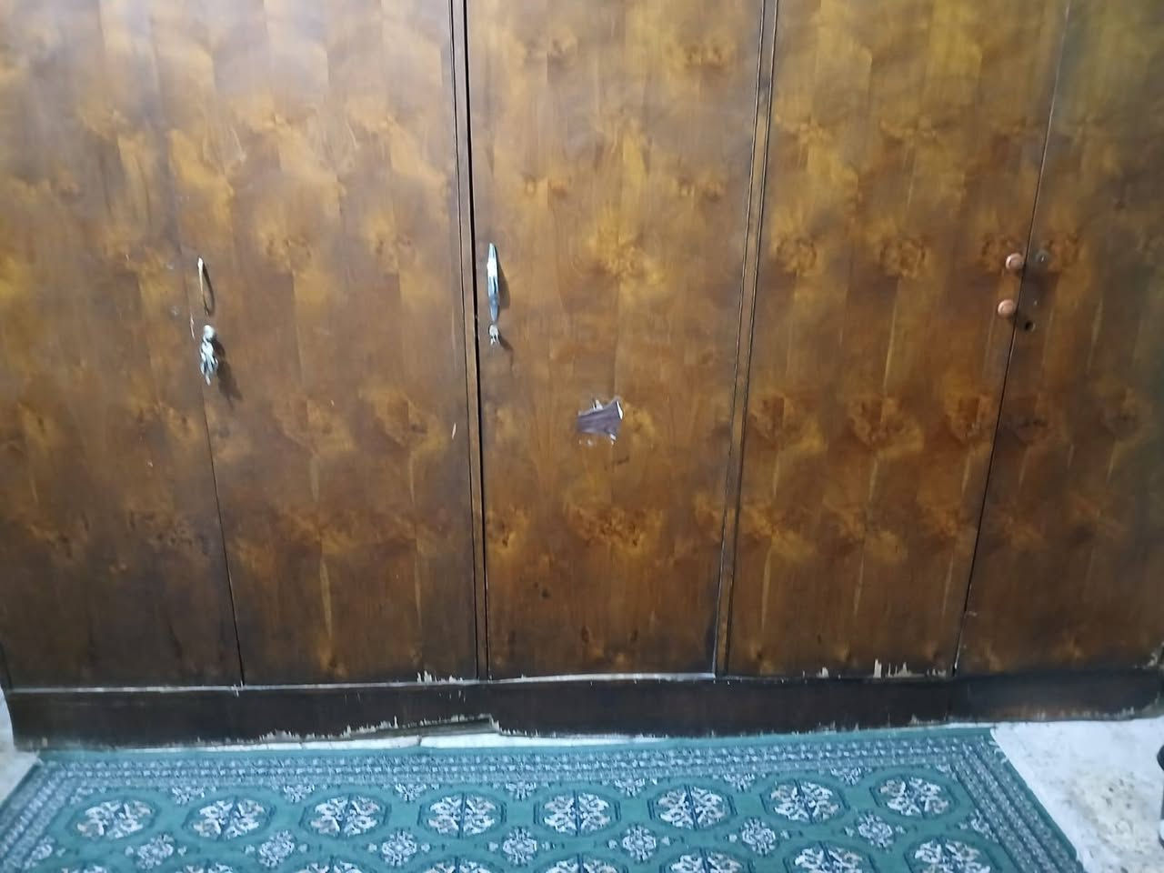 كنتور للبيع السعر 75 الف بغداد الاورفلي للاستفسار ***********
