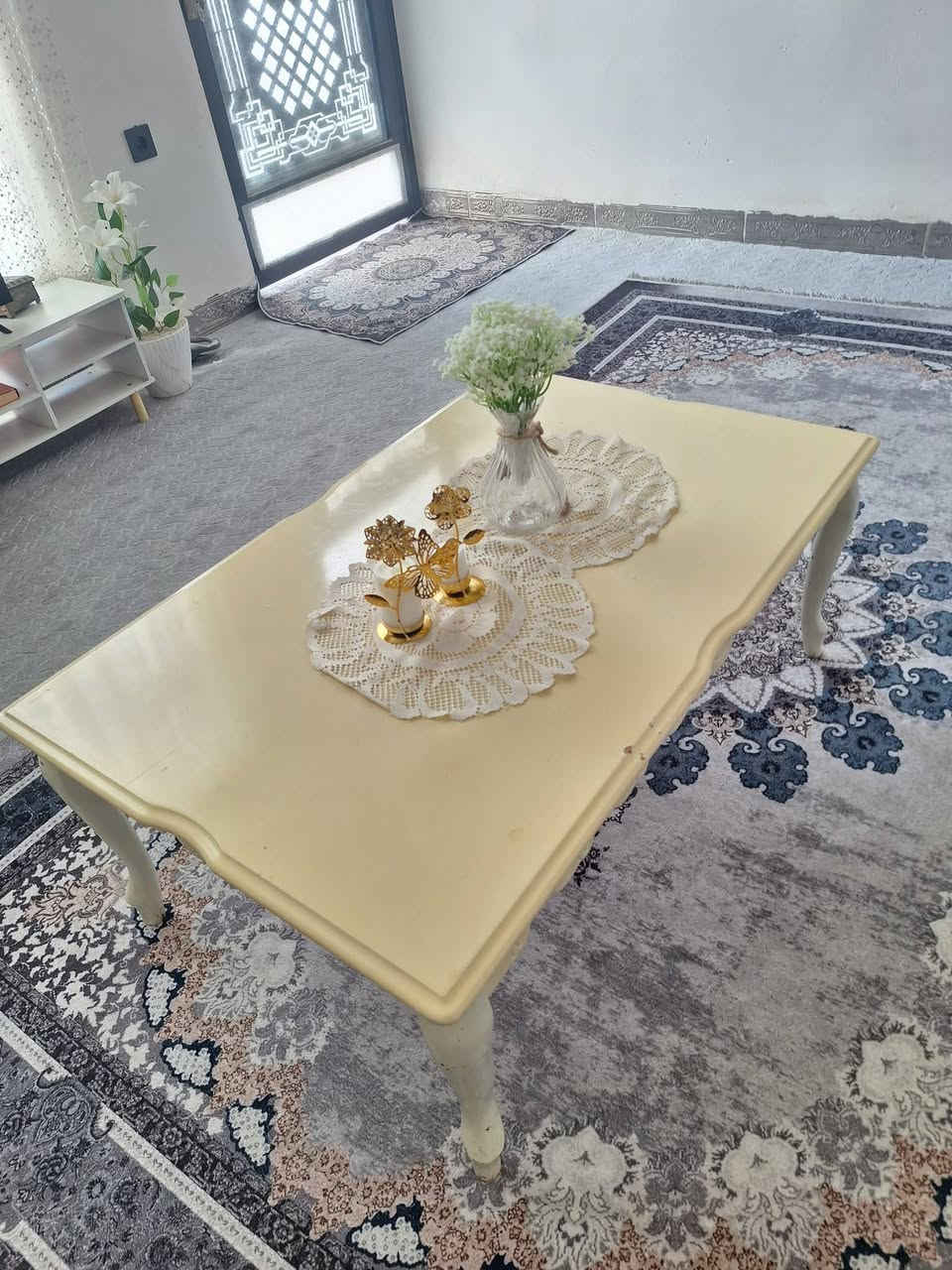 چوار تەپڵە و میزی ناوراست بۆ فرۆشتن
هیج عەیبی نیە ناونیشان کرکوک
میز وسط و 4 طبلات للبیع ای عیب مابی
عنوان کرکوک
إشارة الأصدقاء


**إذا كنت صاحب هذا الإعلان وتريد حذفه لأي سبب، رجاءا أرسل رسالة إلى الدعم الفني**