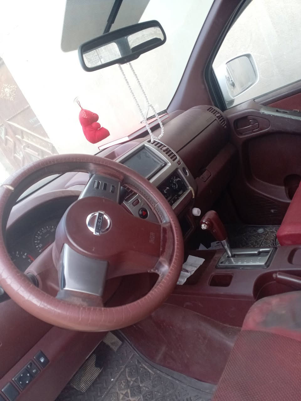 سلام عليكم نيفاره موديل 2009 رقم نجف دولي بسمي السعر 85 مكان النجف الكوفه رقم الهاتف *********** وترهم مراوس بفلاونزه اوتوماتيك
