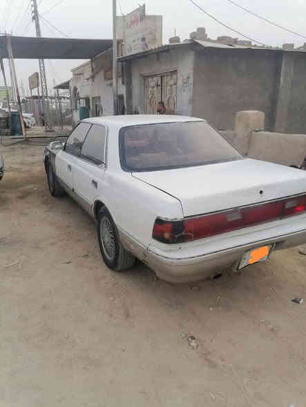 السلام عليكم سياره شيزر للبيع علمن نقل جثه السياره بدون راعي السياره بصره كير ومحرك ونجي السعر 17العنوان البصره القرنه رقم الهاتف ***********
