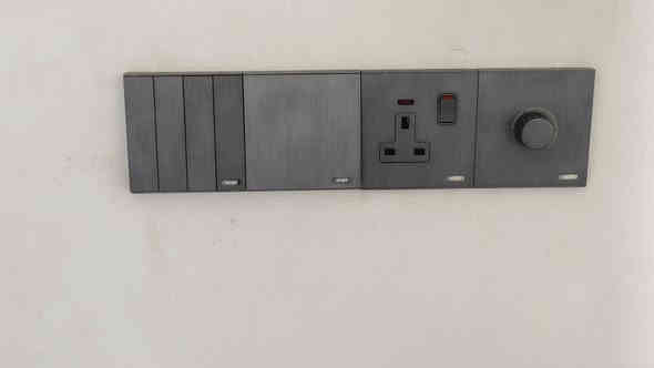 ️ أبو ملاك الكهربائي ⚡️
خبرة في جميع أعمال الكهرباء المنزلية والتجارية 🔌
🔧 صيانة – تمديدات – تركيب – تصليح
📍 نعمل داخل مدينة كركوك 

للإستفسار أو الحجز تواصل معنا عبر الصفحة ✅
رقم الهاتف : ***********
***********
