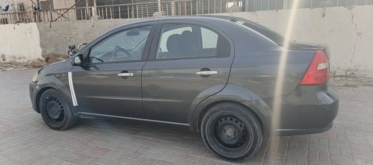 سلام عليكم 
افيو مديل ١٥
محرك 1600 وكير  مكفولات 
تبريد تدفئه  تخم تاير كهربائيات كله مكفوله 
اربع جام كهربائيه 
كير اوتماتيك 
السعر 58 
رقم التليفون 
***********
