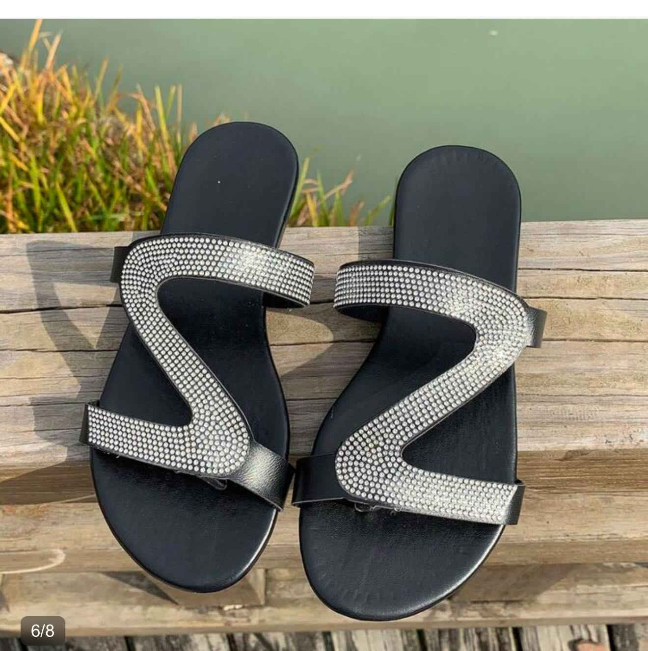 سلبر ماركه شي ان قياس 38سعر10


**إذا كنت صاحب هذا الإعلان وتريد حذفه لأي سبب، رجاءا أرسل رسالة إلى الدعم الفني**