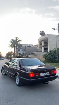بي ام  مديل 1992 سعر 75 بغداد الجديده 07714323558