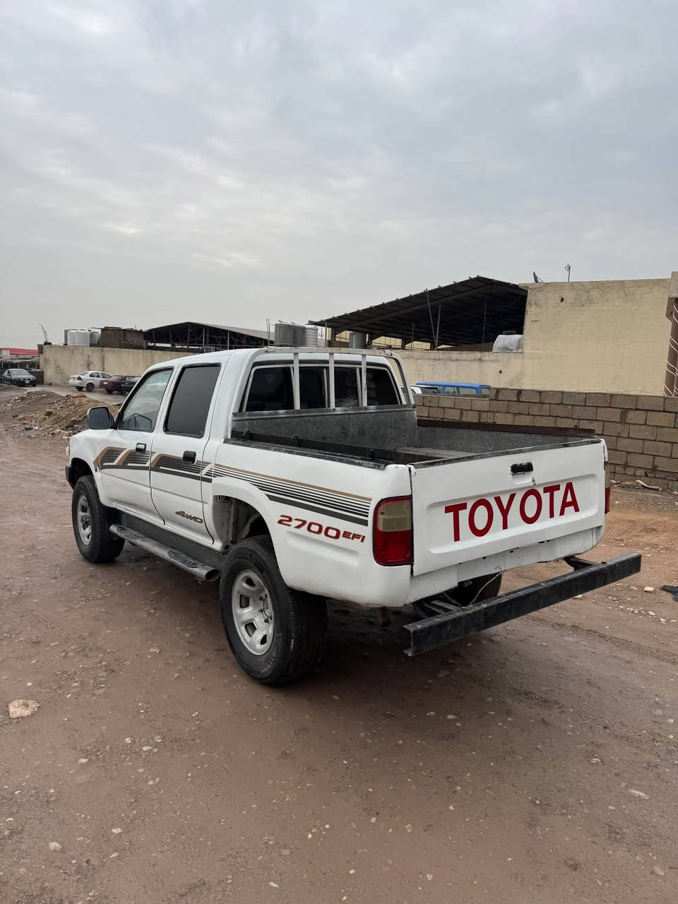 مكينة كير شرط 
علوج 
موديل 2003
سعر 42 و بيجةك مجال 
*********** دهوك, العراق
