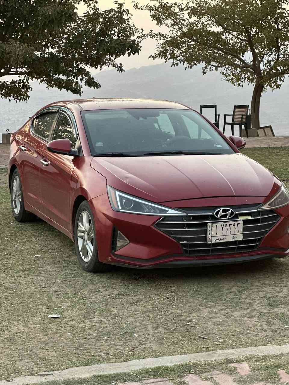 النترا 2020 وارد امريكي سياره نضيفه مابيها اي نقص كير محور AT مكينه دوش الفين حادثها سطحي جاملغ وباب ومصلحيهن نفسهن بدون دواخل بدون ايرباك سياره نص فول تحديد مسار شاشه كار بلي فول تحكم ستيرن حداديه جديدت وتايرات جدد ومابيها اي نقص السعر 135 وبيه مجال بسيط 
مكان سياره حله ابو غرق ***********
