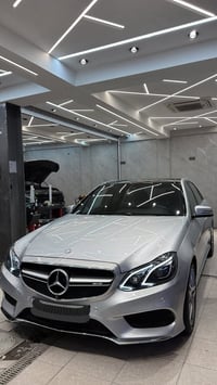 للبيع W212 e350 موديل2016 تو ويل -رقم بغداد -ممشى السيارة 47الف -انارة...