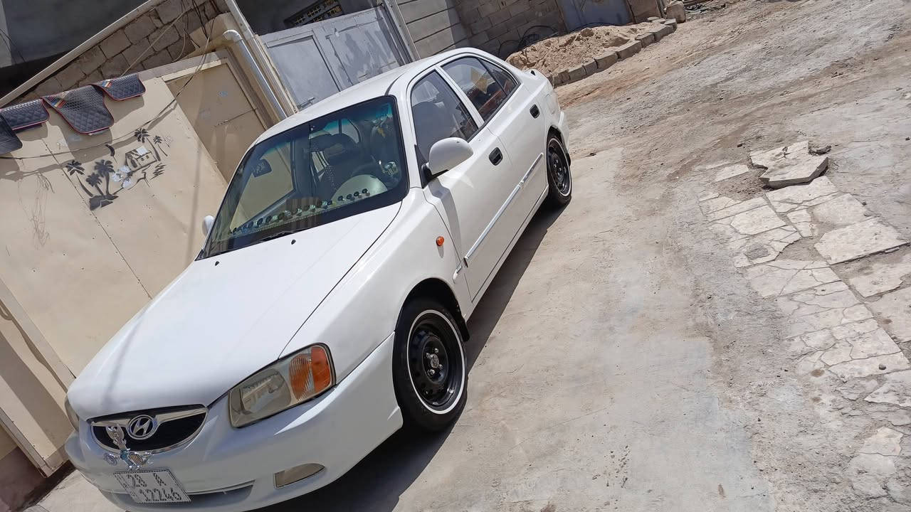 فيرنا موديل 12 رقم نجف بسمي سنويه لل30
سياره بيه خشم البنيد وجاملغ مبدل بدون ضربه شرط 
وبيه تكحيل بصيط اثر تشلع مال صبغ بصيطات كلش ومكحلهن بيدي تخم تاير خطه هوه وال ويل جدد 
مكينه كير حداديه وره وكدام جديده دوشمه نحله وجلد ولايلون سياره ع ايدي جديده ومامتعوبه ابد السعر 75وبيه مجال شراي ينتصل وبخدمته *********** اخوان مكلف ب النشر اليريد تفاصيل اكثر الاتصال على الرقم
