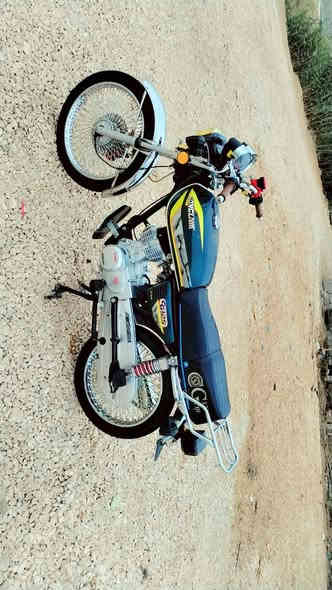 سلام عليكم دراجة للبيع تايكر موديل ٢٤ مكفولة كفاله عامه كهربائيات كله شغاله اي نقص مابيه دراجة خير من الله انضف من الصورة السعر 675 وبيه مجال *********** دشبول يعرض فيديو
