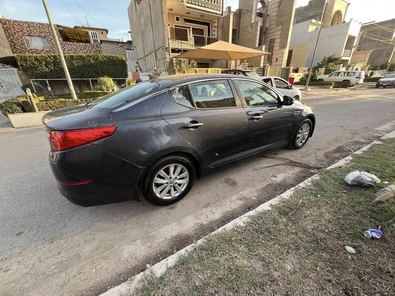 للبيع 
اوبتما 2015
وارد امريكي ضرر ( بجم ) خفيف
بدون فتحه 
محرك 2400 GDI
رقم بغداد
السعر : 12000 $ وبيها مجال بسيط 
***********
