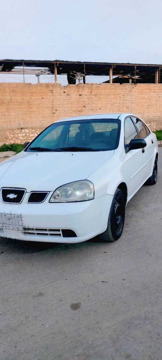 أوبتره 2004
سيارة كلين بدون حادث . بيها ملاحظات بالبارد 
محرك مامفتوح وكير شرط 
ماشيها 250 km
سيارة بأسمي رقم نينوى الماني 
***********
