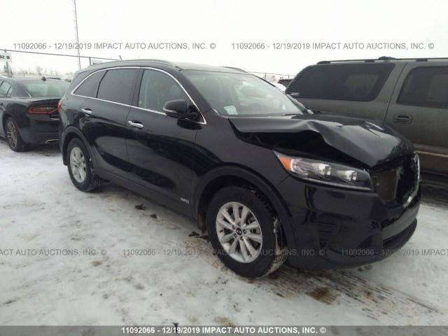 السلام عليكم سورنتو ٢٠١٩بسمي محرك ٢٤٠٠على وضع الشركه ماشيه ١١٥ الف بصمه برغي ممفتو بيه حادثه موضح بصوره البنيد نفسه مرجعي وبيه طخه بل قبق الجنطه ربع تقريب بل باب البيت انطخ السعر١٨٠وبيه مجال التصال ***********بغداد قرب علوة الرشيد
