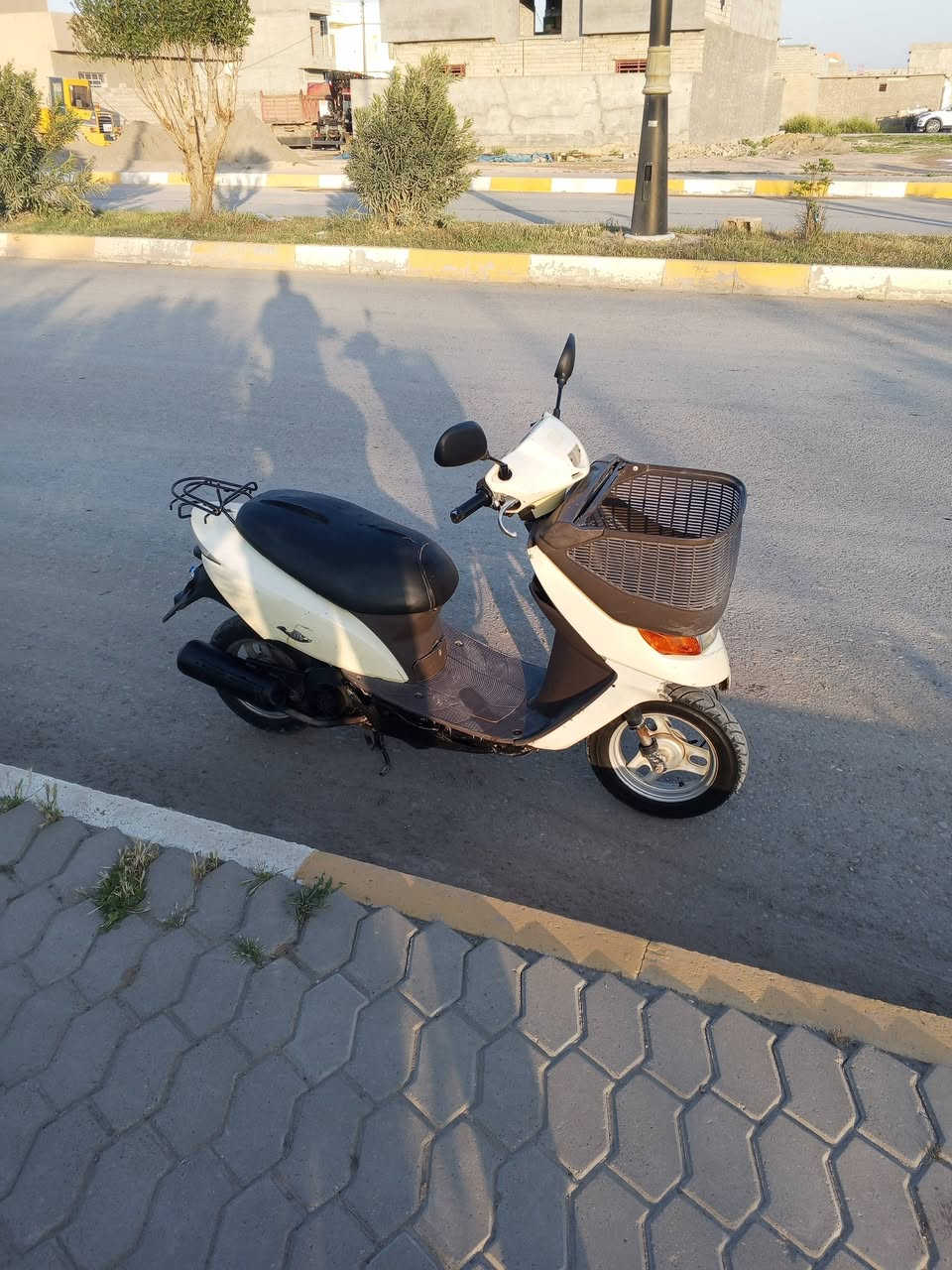 مكاني اسحاقي مركز 
ابو السله دراجه مكينه مفتوحه مجفته جديد بعدها علسحك تايرات جدد كهربائيات شرط كلها مكفوله ما بيها كلوب نقص
 كيج بانزين شغال ابريك خلفي وامامي شغالات لايت اشاير بك لايت كله شغال 

السعر   250 وبيه مجال
مكاني اسحاقي مركز ناحيه 

للاتصال علرقم
***********
