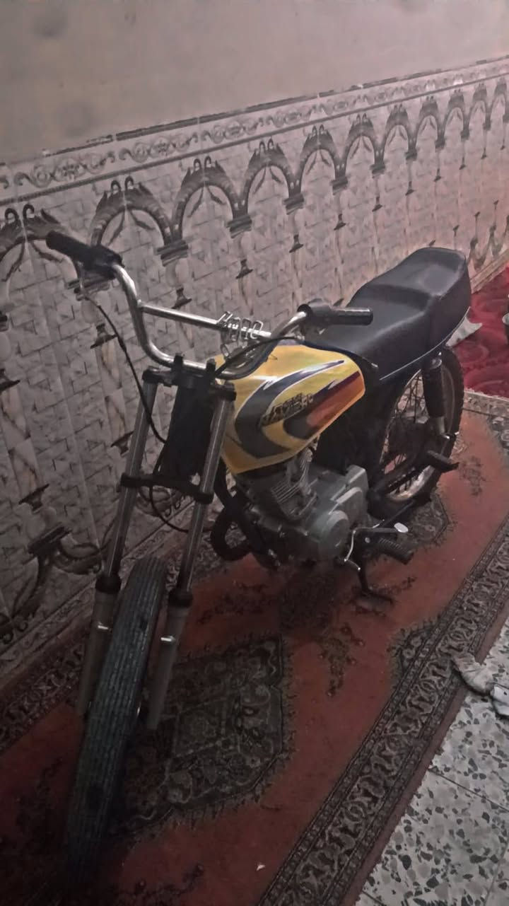 كلك لبيع  ما مفتوحة  برغي ما مفتوح بل مكينة دراجة جاهزة مكان ناصرية مركز استفسار ***********
