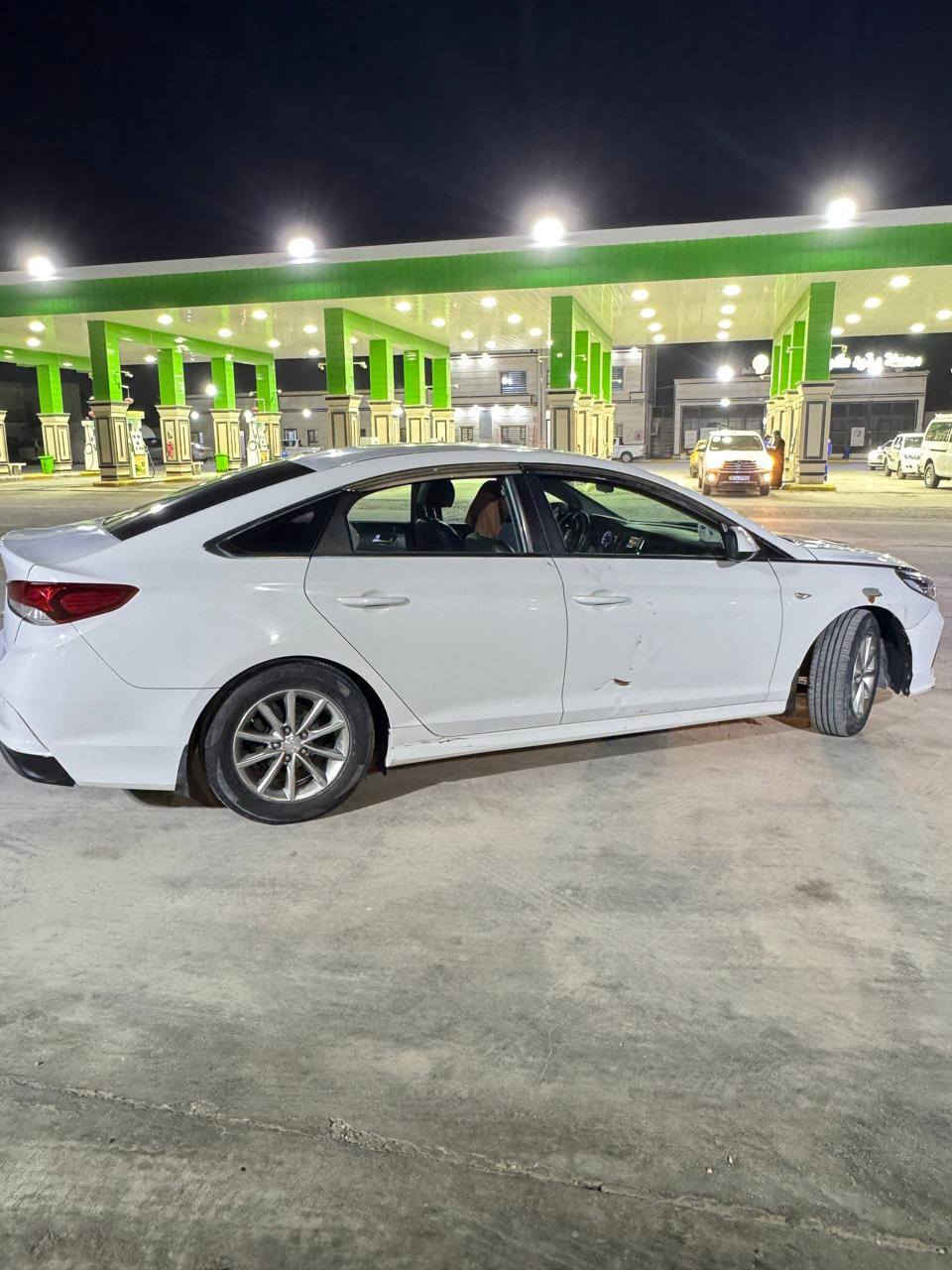 سلام عليكم سوناته للبيع مديل 2023 وارد كوري غااز بلاد سياره حلوه وكامله 
السعر 135 وبيهه مجال *********** البصرة, العراق
