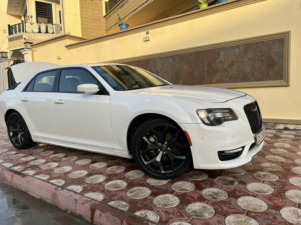 اوباما كرايسلر
سلام عليكم 
كرايسلر اوباما 2022
دخول جديد كتاب ظباط (  رقم بغداد ). 
حساسات خلفي امامي
رادار بلمري
كشنات جلد تدفئه تبريد 
تشغيل عن بعد 
بجم عريض 
شاشه كاربلاي
ويل 20  
السياره فووول
صور الحادث مرفقأ 
السعر خاص 
مكان  السياره بغداد مدينة الصدر  
للاستفسار ***********
