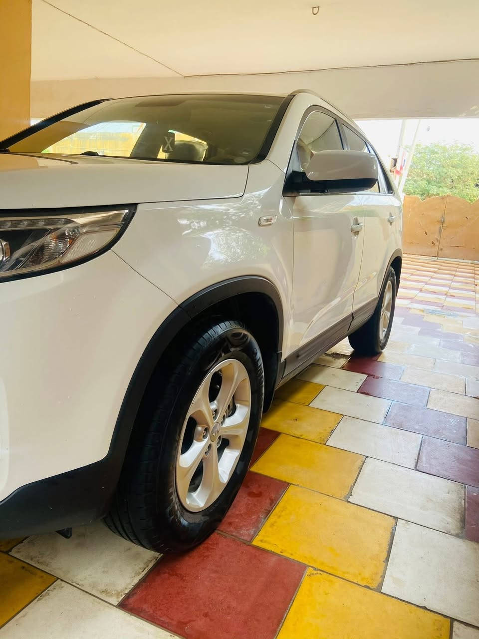 السلام عليكم
سورنتو 2014 للبيع 

4 سلندر السياره وارد خليجي مكفوله عام بيها طخه بخشم البنيد و مصلحه فقط 

رقم اربيل الجديد سنويتها جديده و رقم جديد 

مواصفات عاديه سبعه راكب السياره جديده 

محرك و كير  و تبريد خير من الله 

للاستفسار الاتصال / ***********
