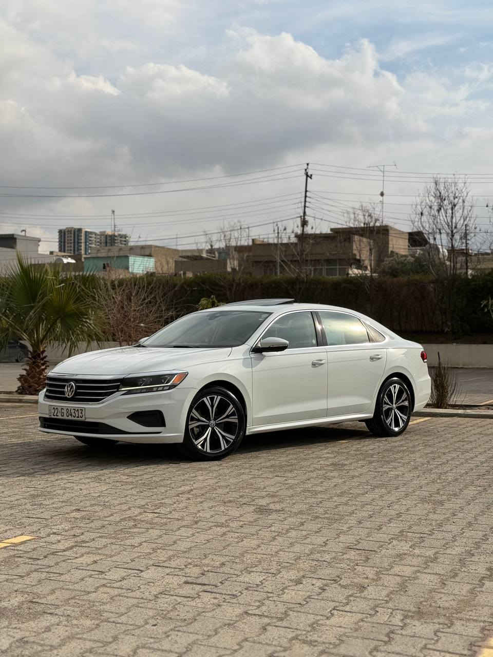 للبيع اومراوس فقط أرقام شمالية حسب قناعة 
‏Passat
باسات
موديل :2021
السيارة 4 سلندر ، محرك 2000 توربو (كير محرك بشرط)
بدون_صبغ_بدون_تبديل   كلين تايتل مكفول كفالة عامة شرط تقرير الكارفاكس  يوجد شبرين pdr باب فقط
والباقي كله مكفول
ماشية : 71 الف miles  قابل للزيادة 
مواصفات : SE
رادار : امامي + خلفي + جانبي 
كشنات : جلد / الامامي هيتر + كهربائي
سلايت فتحة سقف 
التشغيل عن بعد 
دخول ذكي 
كاميرا خلفية 
بصمة أبواب 
شاشه لمس 
مراقبة النقطة العمياء 
التحكم التلقائي في درجات الحرارة
نظام فرملة الطوارئ 
8 وسادة هوائية 
لايت  الامامية زينون 
المصابيح الامامية لد 
المصابيح خلفية لد
تحديد سرعة
تحديد مسار
نظام سبورت 
‏Car play 
Android Auto

السيارة رقم أربيل  سنوية هزة كل جديد ما بيها نقص 
رقم التلفون:***********-*********** أربيل, العراق
