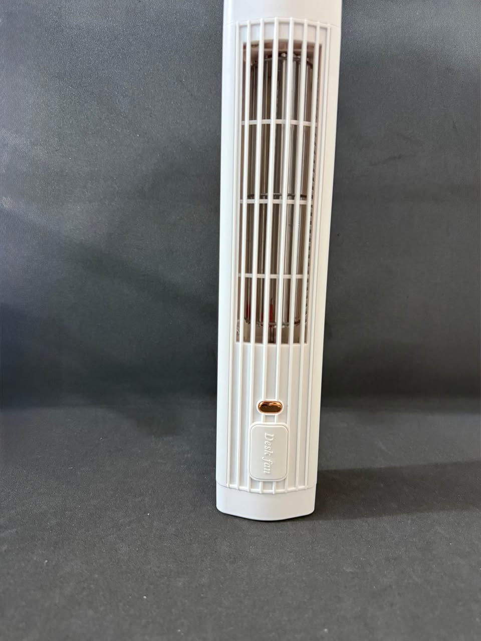 مروحة مكتبية Desktop Tower Fan E5

جديدة لوك ألون أبيض

تعمل بواسطة وصلة USB بجهد 5 فولت، مما يتيح لك تشغيلها مباشرة عبر الكمبيوتر، الشاحن الجداري، أو الباور بانك

تحتوي على زر أمامي ميكانيكي للتنقل بين 3 مستويات سرعة (منخفضة، متوسطة، عالية)

تشغيل هادئ (Whisper Quiet): تعمل بمحرك منخفض الضجيج (أقل من 35-40 ديسيبل)، مما يجعلها ممتازة أثناء النوم، الدراسة، أو العمل دون التسبب في أي إزعاج

السعر 20 الف مع التوصيل 

للحجز والاستفسار مراسلة الصفحة 

رابط واتساب مباشر الي يريد يراسلني 👇

https://wa.me/message/ANGQMMLUZKO4C1 بغداد, العراق


**إذا كنت صاحب هذا الإعلان وتريد حذفه لأي سبب، رجاءا أرسل رسالة إلى الدعم الفني**