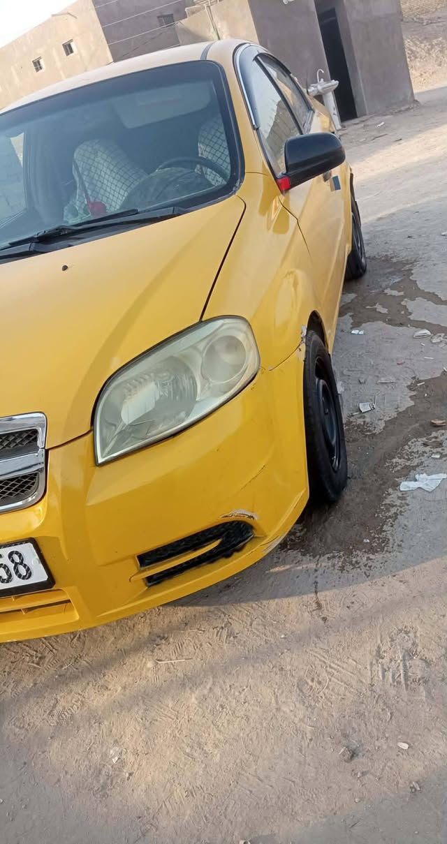 سلام عليكم  افيو للبيع مديل 2010 جاهزة مجهزة مكينة جاهزة حدادية  اتصال على  رقم ***********
