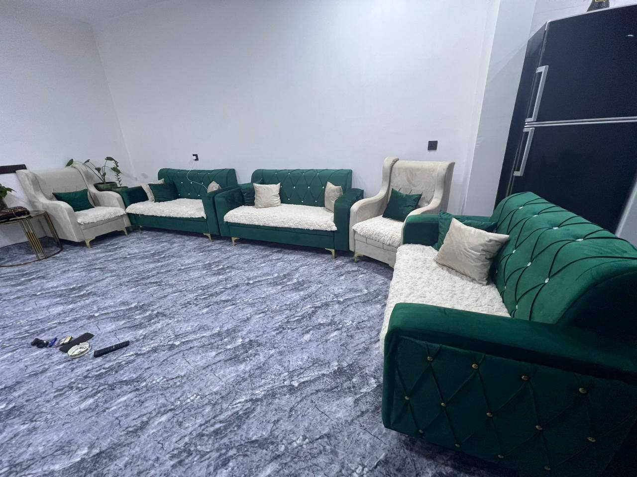 قنفة 10 نفر جديد مستعمل واحد شهر جديد ما بيها اي عيب 
اربيل شاويس أربيل, العراق


**إذا كنت صاحب هذا الإعلان وتريد حذفه لأي سبب، رجاءا أرسل رسالة إلى الدعم الفني**