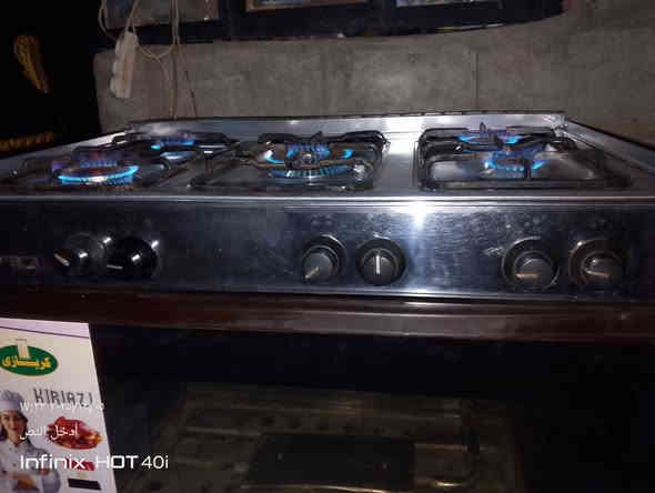 طباخات كريازي شقال بل شرط عل فحص ضمان سبوع أي شيء بيه مرجوع نضيف جدا لاتصال ***********
