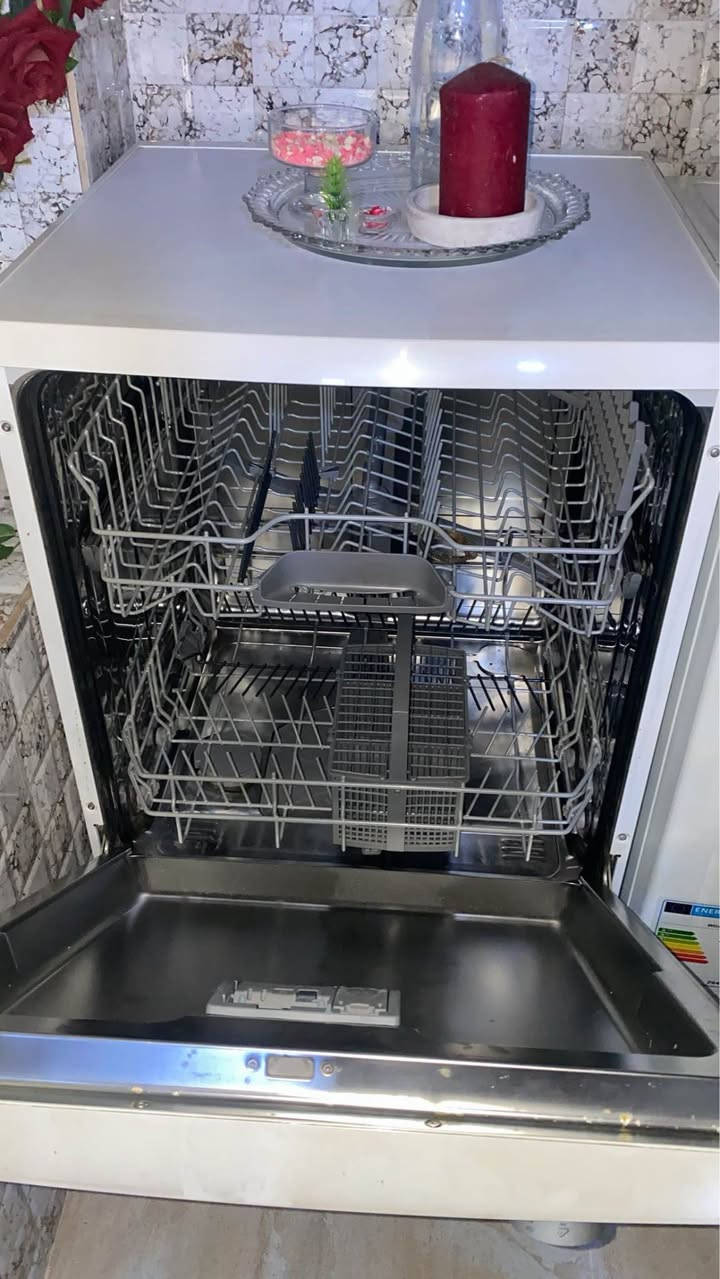 ‎ئەمانە بۆ فرۆشتن لە سلێمانی پالپشتەکە ٢ دانەن قیاسیان ٢م درێژی ٦٥سم پانی خەسالەکە مارکەی پرۆفیلۆیە‎ السليمانية, العراق


**إذا كنت صاحب هذا الإعلان وتريد حذفه لأي سبب، رجاءا أرسل رسالة إلى الدعم الفني**