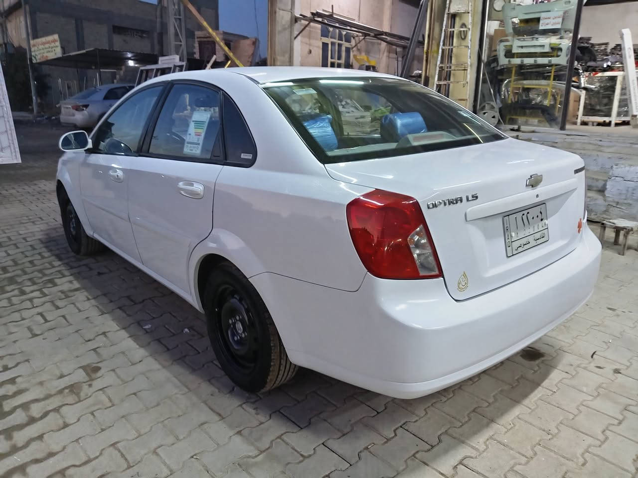 السلام عليكم للبيع اوبترا موديل 2011 رقم قادسيه الموصفات تحكم مري تحكم ستيرن سستم صوت جديد سنتر لوك بلادي كير اوتوماتيك محرك 1600 مسكر حداديه جديده تبريد شغال سياره جديده وشرط احله من الصور بيها رش صبغ قليل بلجاملغات الوره السياره مكفوله من الضربه السعر 75 وبيها مجال المكان النجف المشخاب رقم التلفون ***********
