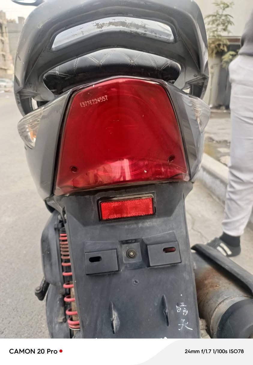 سلام عليكم دراجه ماكس ثعلب دراجه كلها بلاديه ختم واحد نكره نقصها بس كتف دراجه شلعه ومعدل تخبل سعره 500 مكان بغداد لاعضميه ***********
