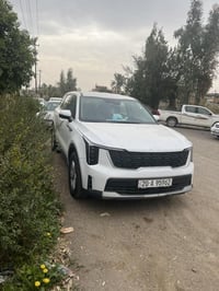 سورنتو 2025 وارد أمريكي للبيع فئة Lx  معروفه مواصفاتها الضرر تبديل جنط...