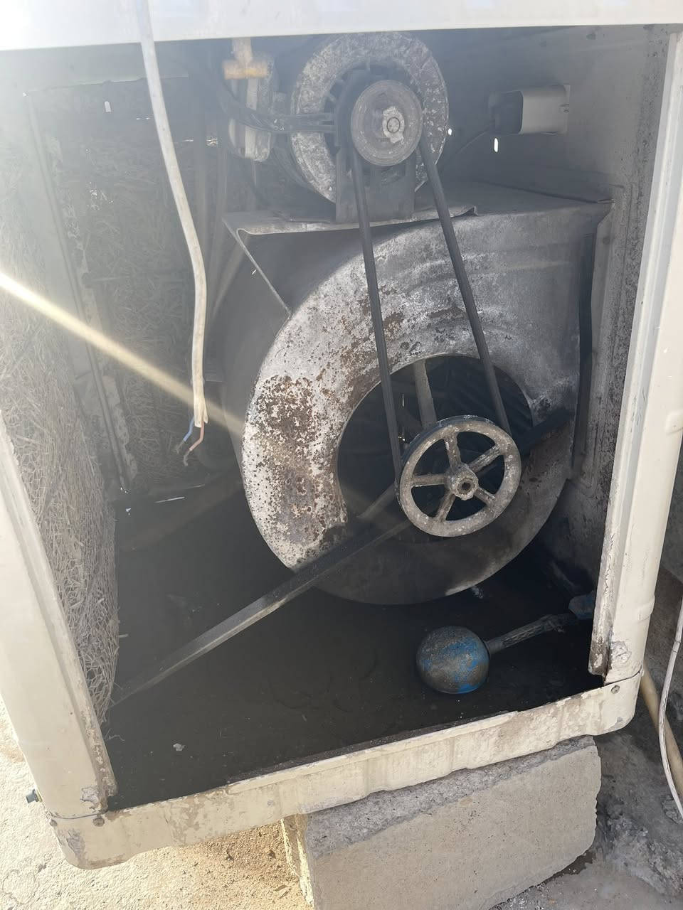 مبردة شغالة ب 50
للاستفسار ***********
يوجد واتساب
