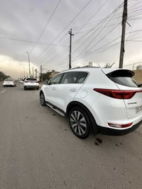 سبورتج موديل 2017  سياره مكفوله من محرك كير حادث صبغ  ماشيه 113  سعر 1...