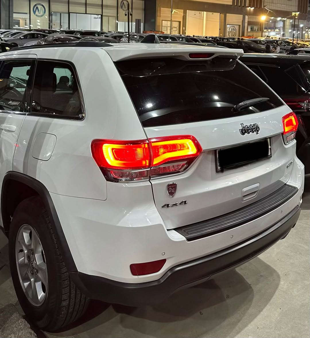 جێب لاریدۆ ٢٠١٦ ✅
دەبڵ ئەکسل 4X4 
شاشە گەورە 
ئەوتۆ ستارت 
بەسمە 
٨٠ هەزار ڕۆشتوە 
گێر و مەکینە بە شەرت نەکراوەتەوە بێ عەیب

ماشي ٨٠ کیر محرک بشرت ✅
شاشە کبیر فور ویل
رقم اربیل جاهز 

موشتەری تەلەفۆن بکە 

واتساب : ***********
0750 448 5113 أربيل, العراق
