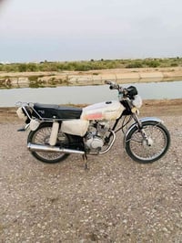 دراجه للبيع موديل 21 اوراق كامله سعر ب 700 بخدمت شراي07866870999