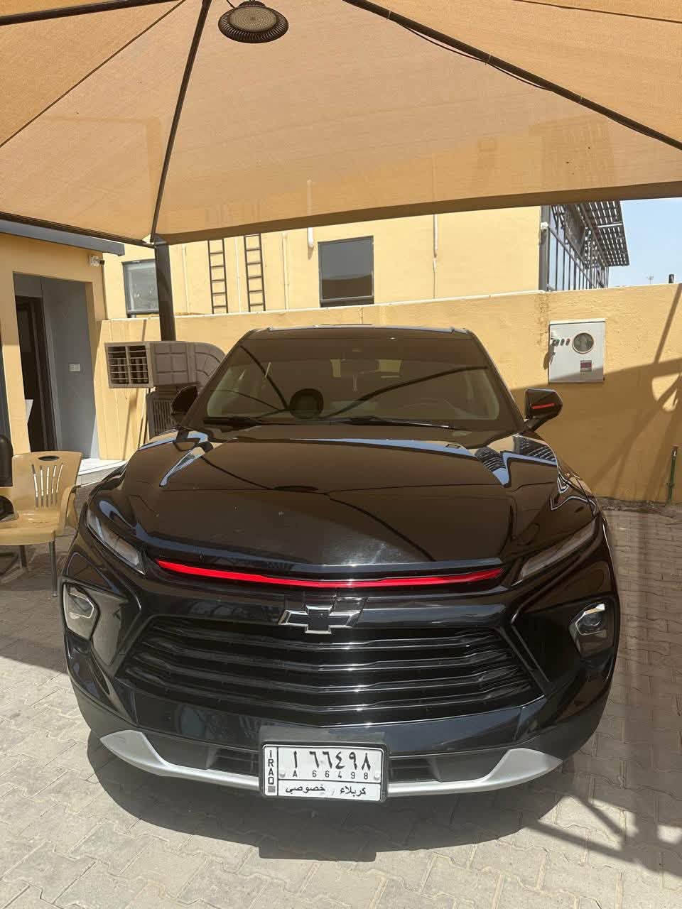 بلايزر للبيع فئه RS
ضربته واضحه بالصور ماشيه ٢٧ الف
بصمه اربعه ابواب كرسي السائق كهربائي 
محرك توربو 2000
السعر ٢٢٠ ورقه وبيه مجال رقمه كربلاء 
***********

