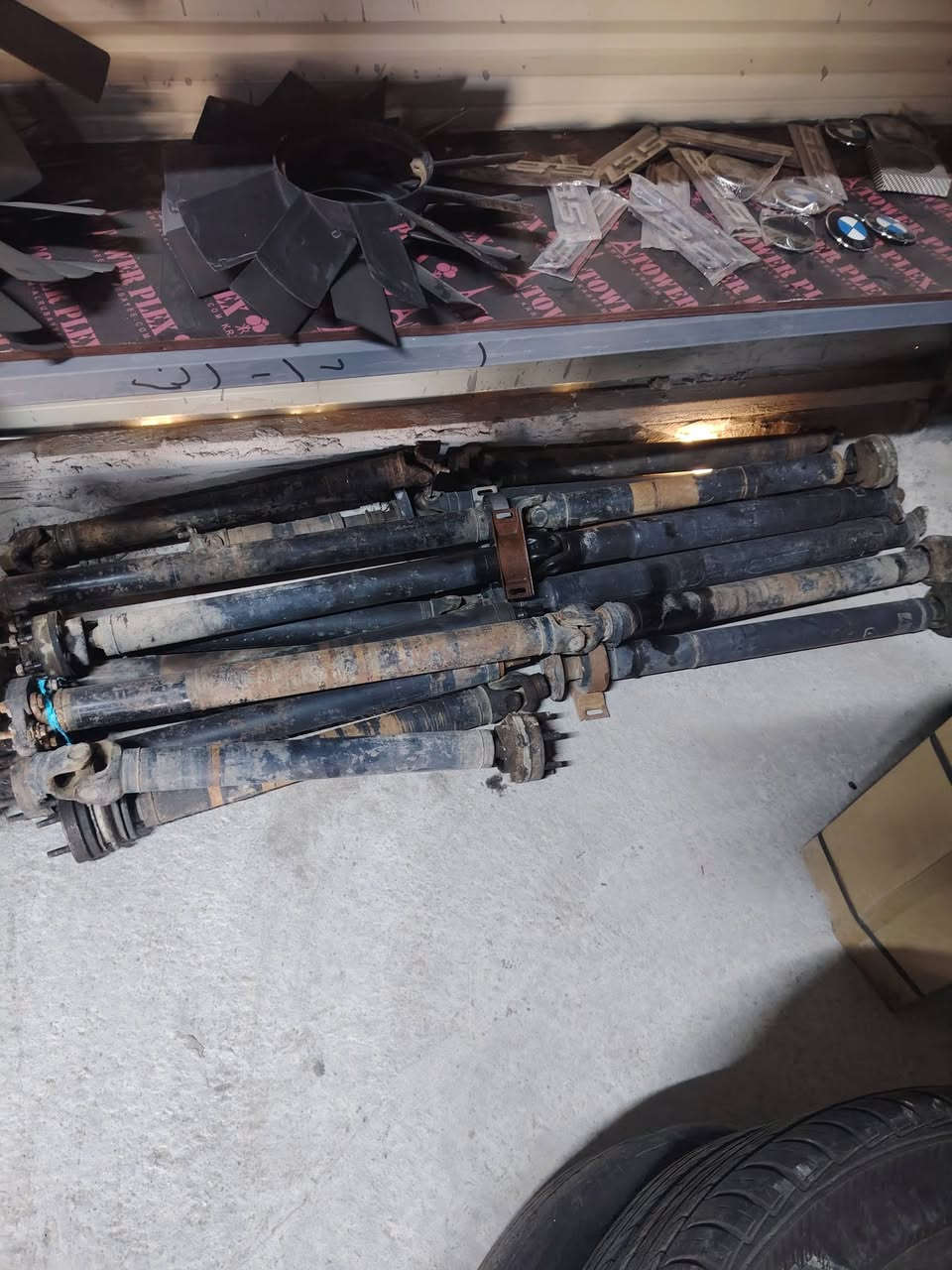 سلام عليكم من رخصة الادمن المحترم ادوات بي ام جديد وتفصيخ مكاني بابل ناحية ***********
