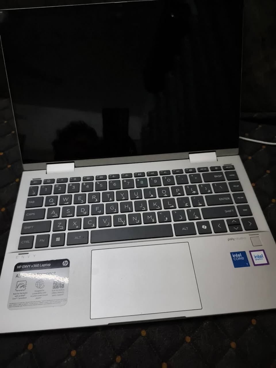 لبيـــع: لابتوب HP ENVY x360 الراقي (لمس + شاشة متحركة) 🌟
لابتوب نظيف جداً وبمواصفات حديثة وقوية، يجمع بين التصميم المعدني الفخم والأداء العالي، مثالي للمهندسين، الطلاب، وأصحاب الأعمال والتصميم.
​🔹 الموديل: HP Envy x360 2-in-1 Laptop 14
🔹 المعالج (Processor): Intel® Core™ 7 150U (أحدث أجيال إنتل المتطورة - جيل 14).
🔹 الذاكرة العشوائية (RAM): 16.0 GB بسرعة ممتازة وسلاسة تامة.
🔹 الهارد (Storage): SSD بسعة 512 GB (المقروء فعلياً 477 GB) فائق السرعة.
🔹 الشاشة: مقاس 14 إنش بدقة عالية، تدعم اللمس (Touch Screen) وتفتر 360 درجة (تتحول تابلت).
🔹 كرت الشاشة: Intel® Graphics.
🔹 النظام: Windows 11 الأصلي.
​📦 الملحقات:
​الشاحنة الأصلية الخاصة بالشركة.
​الكرتونة الأصلية للجهاز.
​📍 المكان: بغداد
💵 السعر: 750 ألف
​📩 للتواصل: خاص أو على رقم الواتساب: ***********

